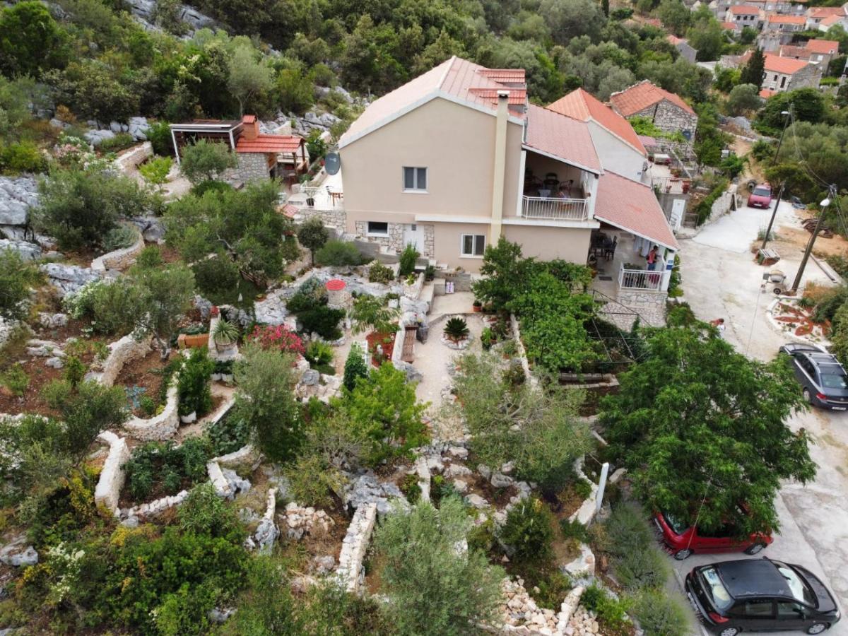 Apartments Leviana Saplunara Exterior photo
